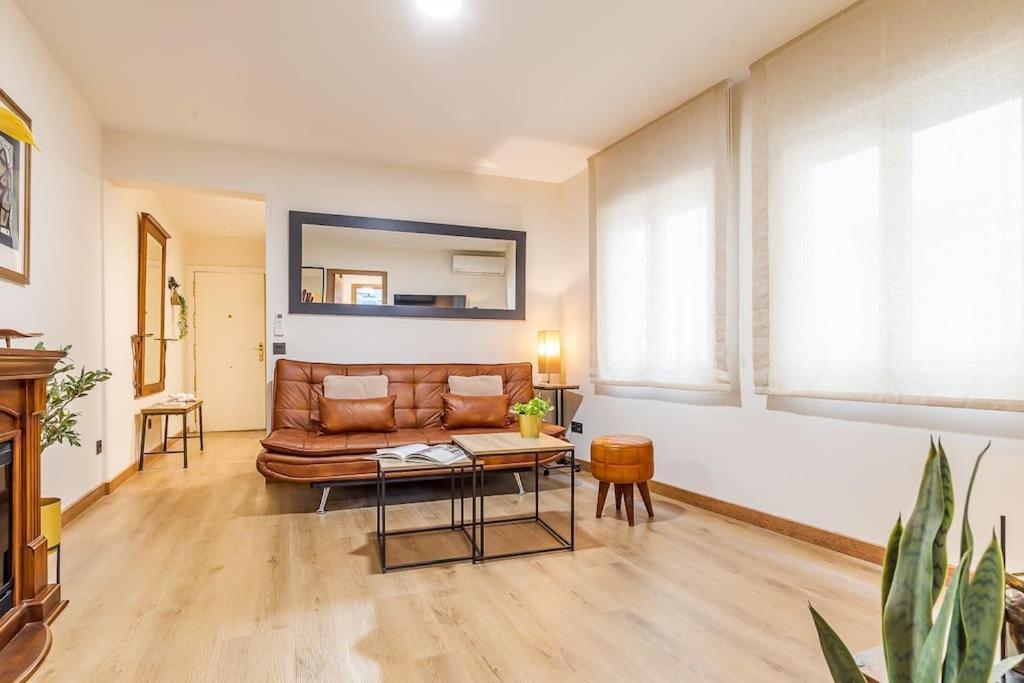 Apartamento Reformado Y Tranquilo Junto A Gran Via Madrid Exteriér fotografie